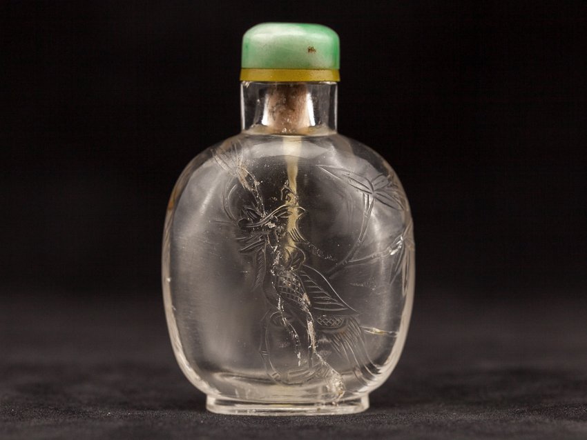 Chinese Antique Carved Crystal Snuff Bottle,18th: Rare and antique polished ovoid form, two side carved same phoenix subject, nice jade stopper. 18th century. 7.2cm high (with stopper)