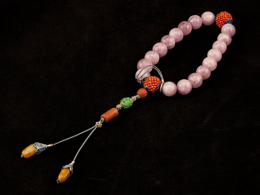 Chinese Antique Pink Tourmaline Like Prayer Beads: Totally eighteen main beads are all pink tourmaline like beads and spaced by two seed coral beads. Two central beads suspending an ancient agate bead. This item is typical 19th century design. Mr.Miur