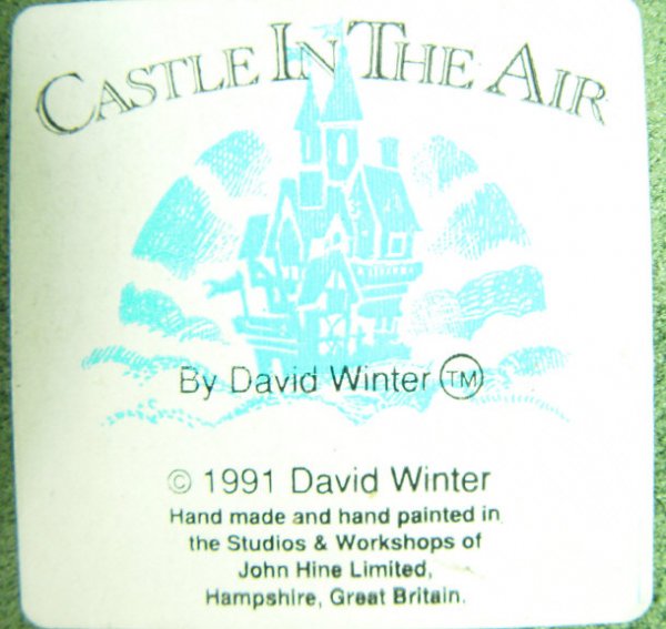 Large David Winter sculpture, 'Castle in the Air' - 3