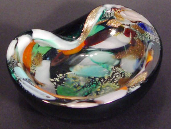 1960s Murano Millefiore pinched green glass dish