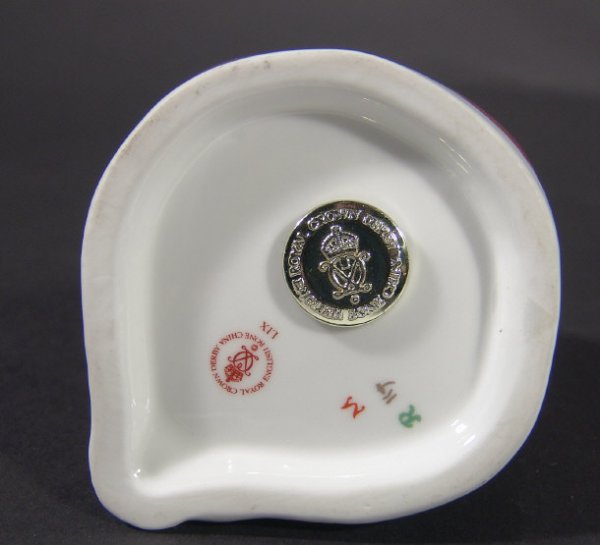 Royal Crown Derby panda paperweight with gold sto - 2