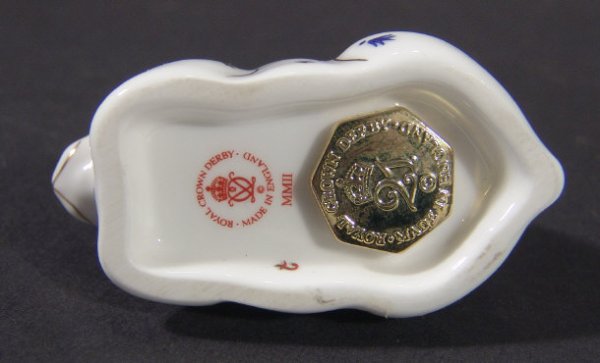 Boxed Royal Crown Derby baby rabbit paperweight w - 2