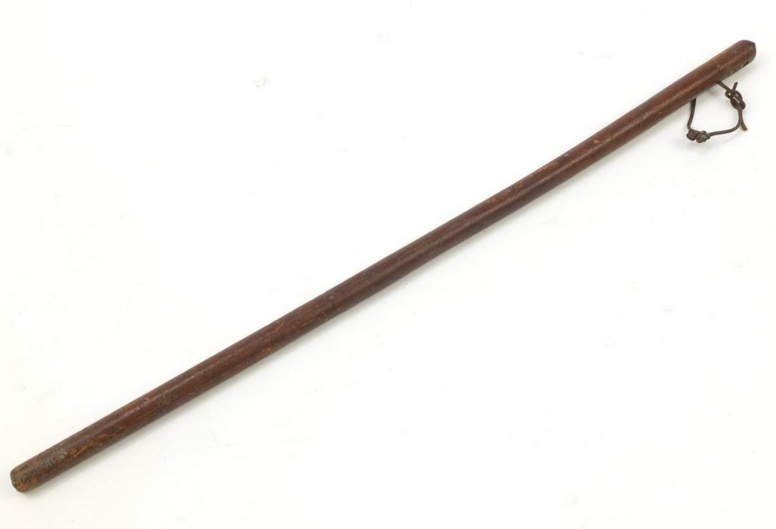 British Military Army Officers leather swagger stick,: British Military Army Officers leather swagger stick, 62cm in length