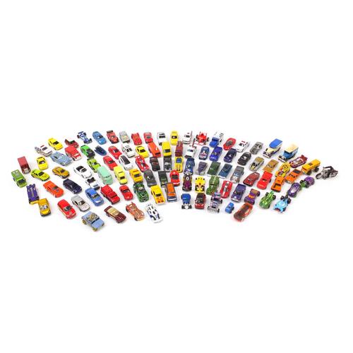 Collection of Hot Wheels and Matchbox die cast vehicles: Collection of Hot Wheels and Matchbox die cast vehicles