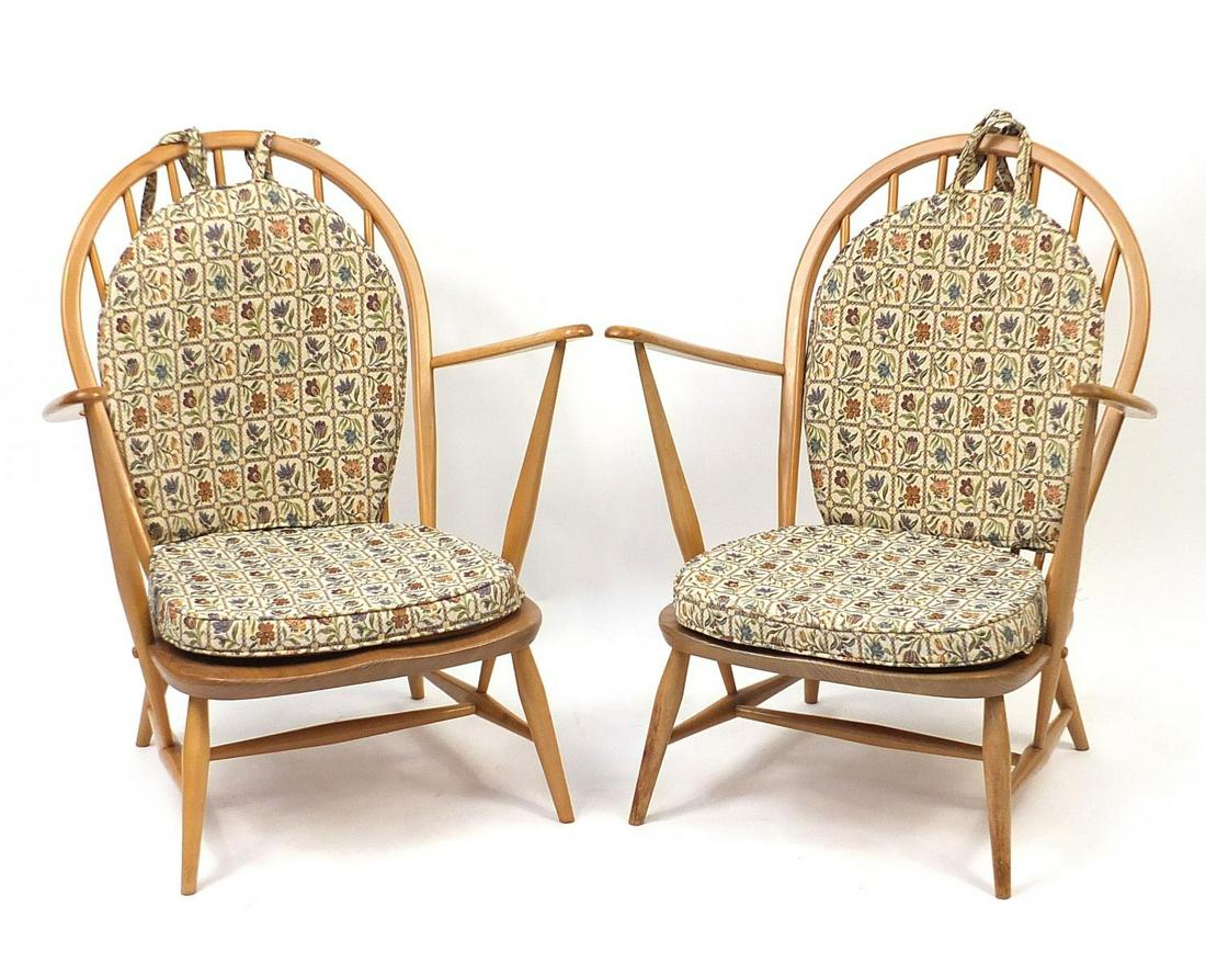 Pair of Ercol light elm Windsor easy chairs, each 82cm: Pair of Ercol light elm Windsor easy chairs, each 82cm high