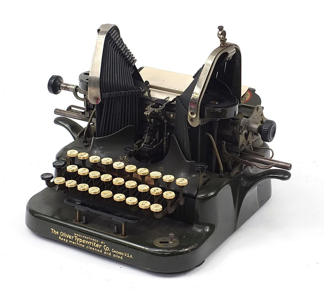 Vintage Oliver typewriter no 5: Vintage Oliver typewriter no 5