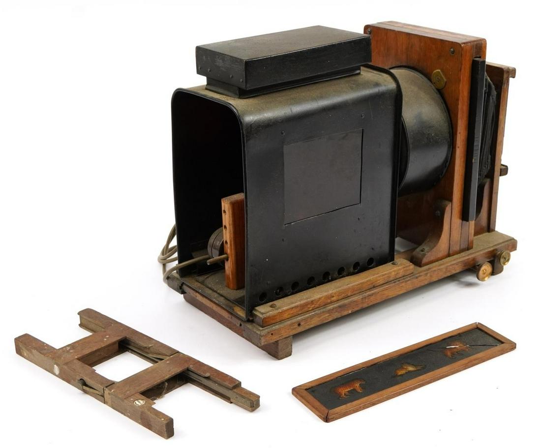 Victorian Cameras & Photo Equipment for Sale at Auction