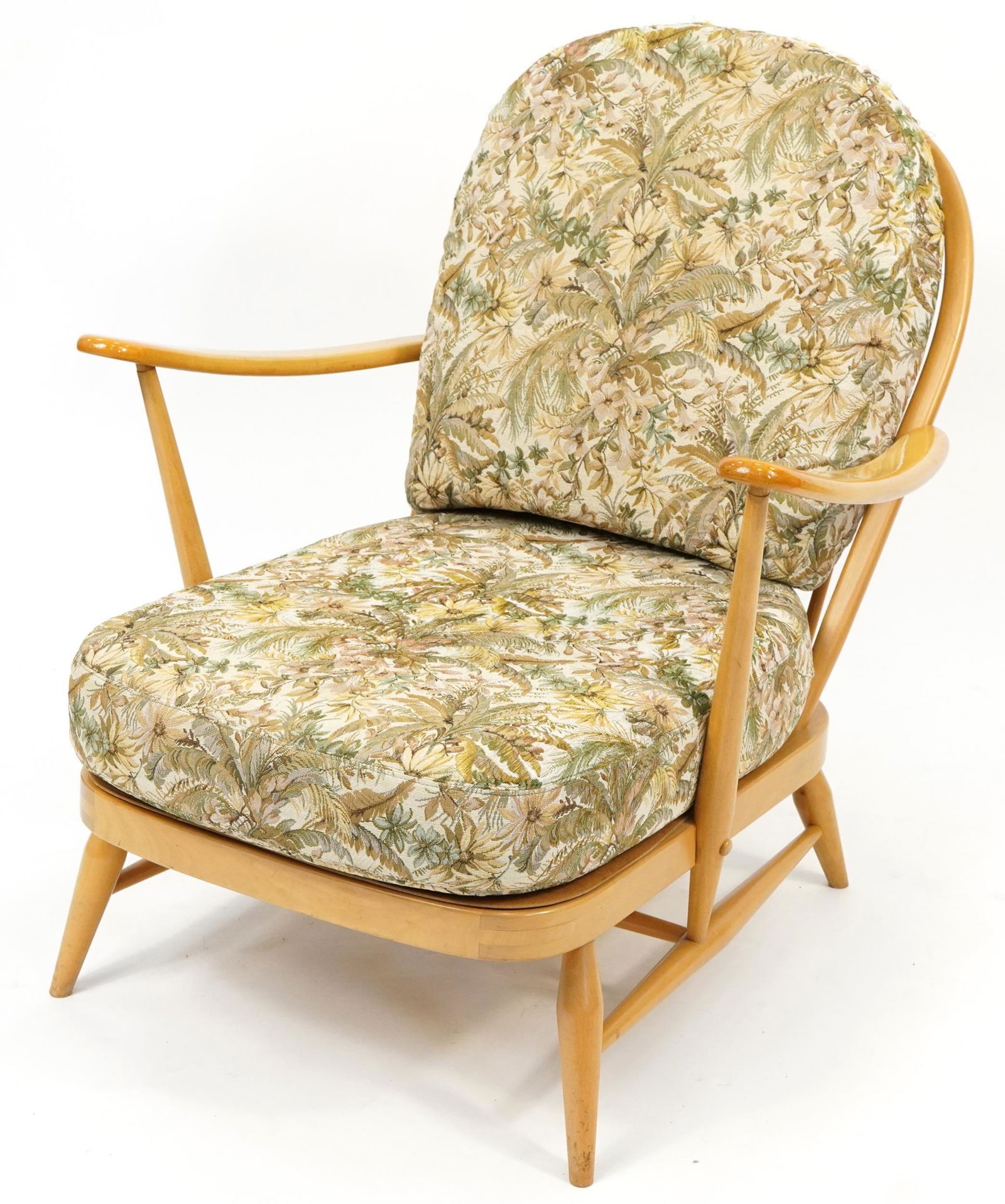 Ercol Windsor 203 light elm armchair with lift off cushions, 77cm H x 71cm W x 95cm D: Ercol Windsor 203 light elm armchair with lift off cushions, 77cm H x 71cm W x 95cm D