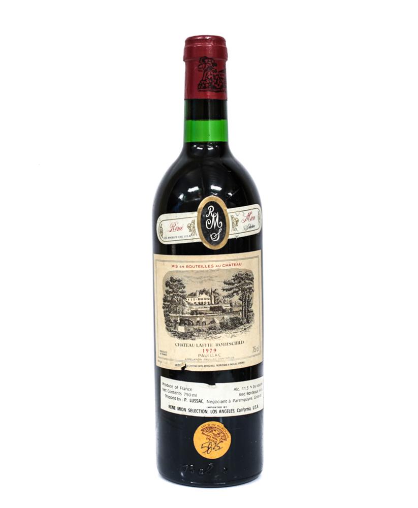 2 Bottles 1979 Lafite-Rothschild, Pauillac: 2 Bottles 1979 Lafite-Rothschild, Pauillac. Has the original labels and sealed.750ml and has 95% left in its bottle. From a Southern California estate.