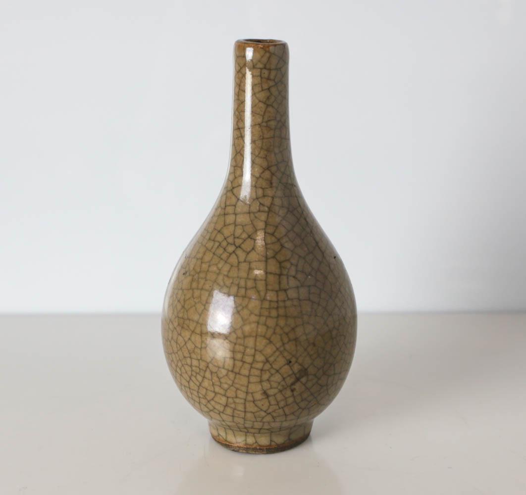 Chinese Ceramic Globular Crackle Wear Glazed Vase (1 of 4)