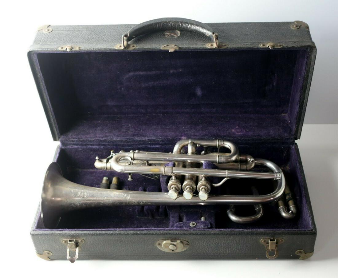 Clarks Special Syracuse NY Silver Cornet, in case w/ (1 of 9)