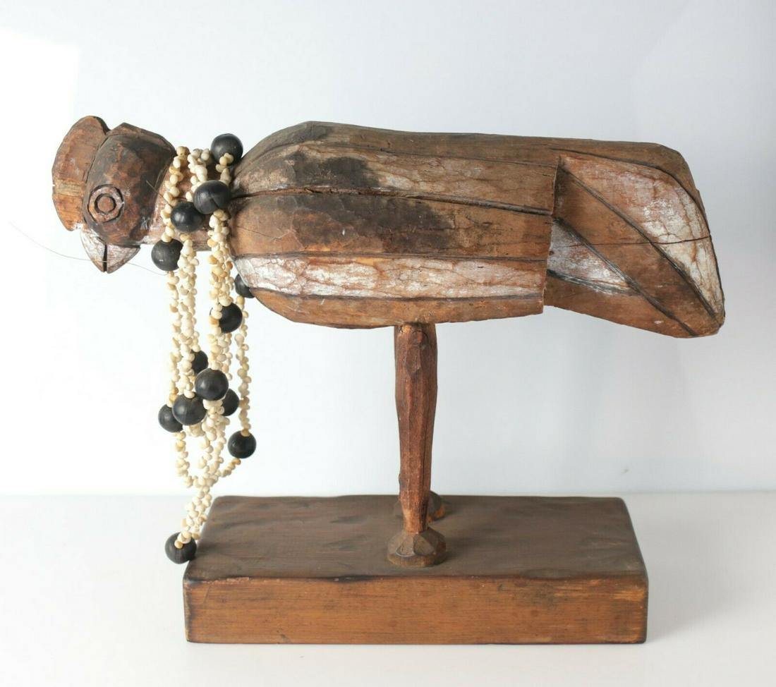 Vintage Primitive Tribal Carved Bird areas of white (1 of 7)