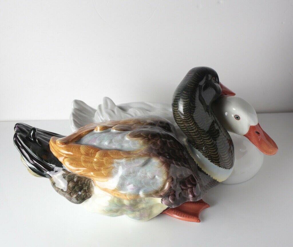 Lg Herend Porcelain Ducks, courting pair, beautifully hand painted (1 of 6)