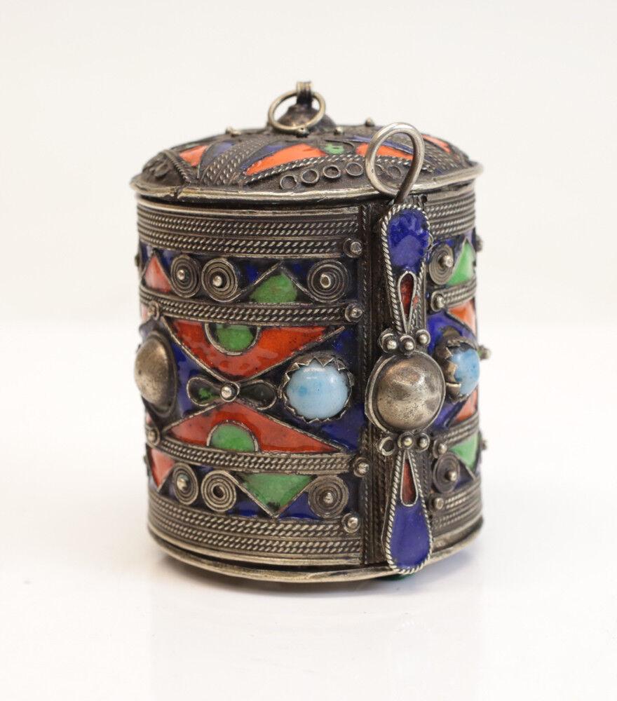 Moroccan Enamel and Silver hinged Bracelet and Covered Box (1 of 4)