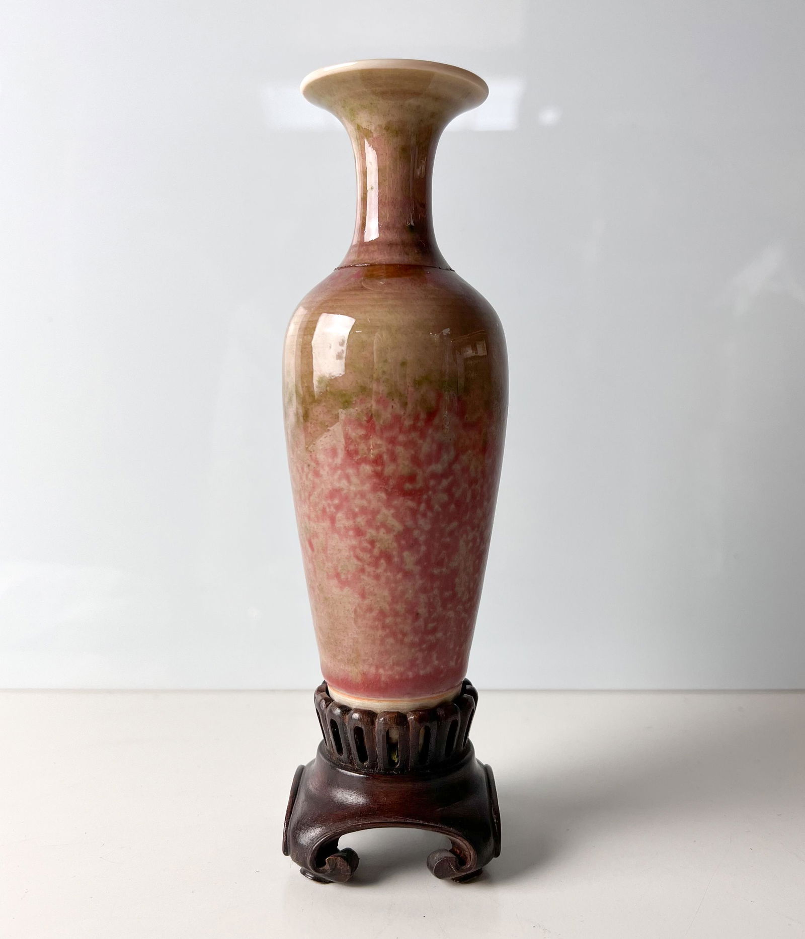 Chinese Peach Bloom glazed Liuyeping Vase (1 of 5)