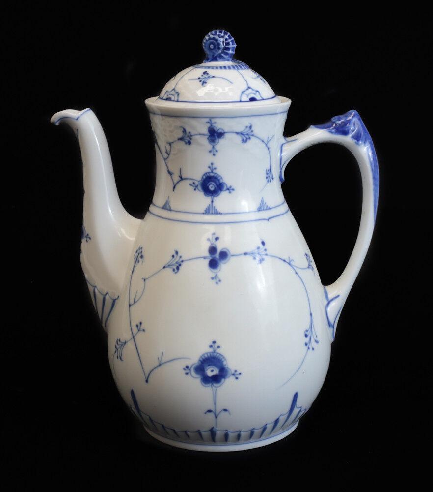 Bing & Grondahl Blue Traditional Coffee Tea Pot, c1950,  #91A Blue and White (1 of 3)