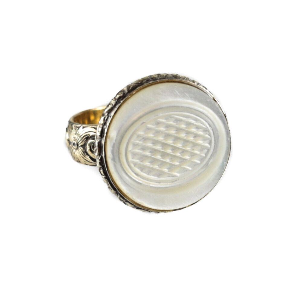Vintage Mother of Pearl Gilt Sterling Silver Signet Seal ring sz 8 (1 of 4)