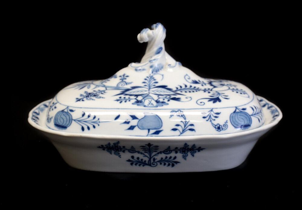 Meissen Blue Onion Oblong / Rectangular Covered Vegetable Server, Crossed sword (1 of 6)