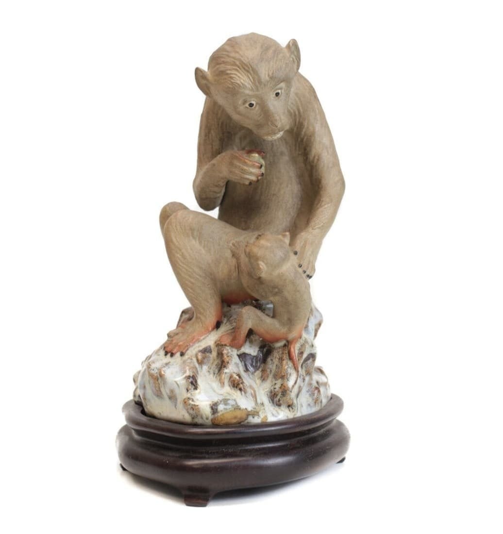 Chinese Shiwan Pottery Stoneware Figurine, Two monkeys, one a baby (1 of 4)
