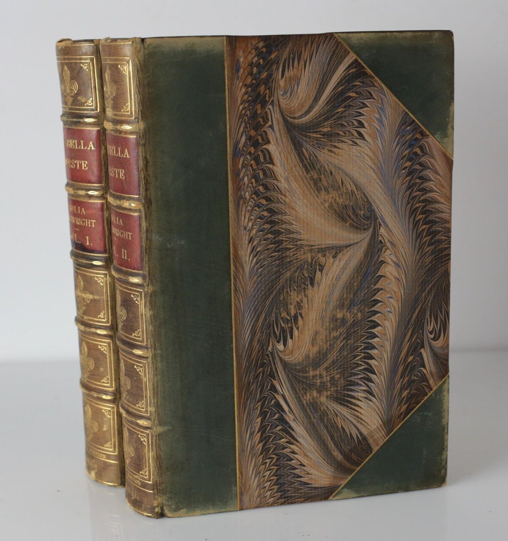 Julia Cartwright, Isabella D'Este Marchioness of Mantua 1474-1539: Julia Cartwright, Isabella D'Este, Marchioness of Mantua 1474-1539. Published London: John Murray, 1903. 1st Edition, In 2 Volumes. Vol.I 392pp; Vo.II 419pp. Half calf on marbled boards, gilt titles o