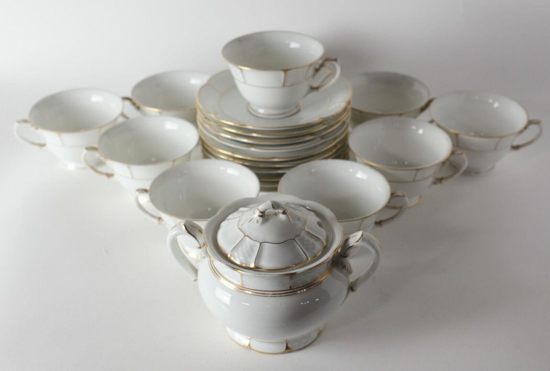 10pc Rosenthal Bavaria Barrock Teacups and Saucers plus covered sugar bowl (1 of 6)