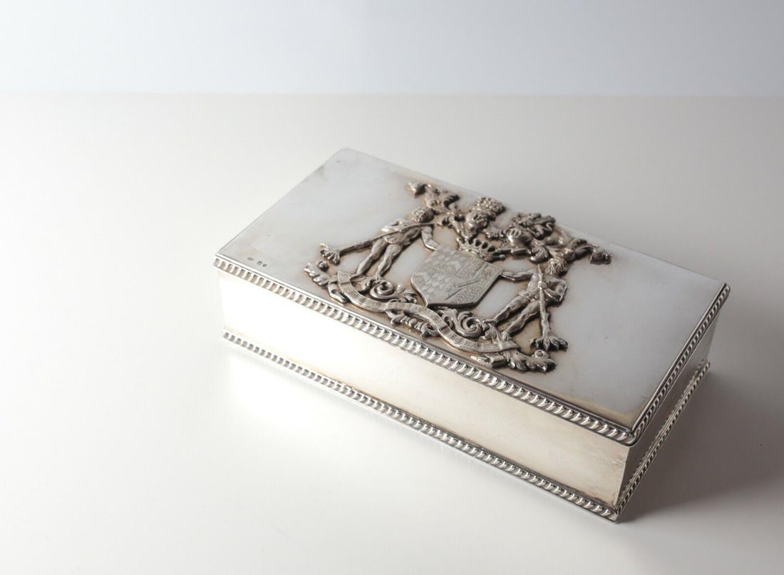 Victorian Irish Sterling Silver Cigar Cigarette Box Samuel Le Bas Dublin 1867 (1 of 6)