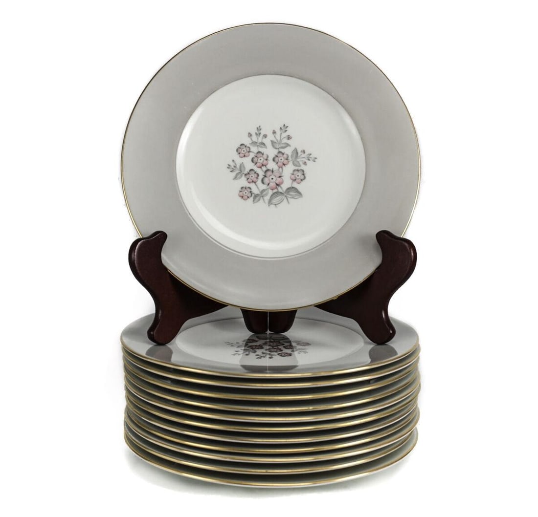 12pc Set Wedgwood Grey Friar Pink 10.5in Dinner Plates W3761 light gray rim (1 of 3)