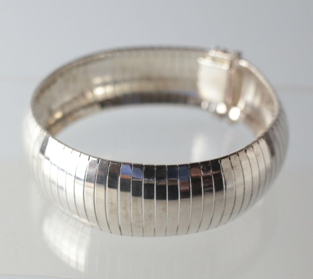 Vintage Italian Sterling Silver Flexible band bracelet (1 of 6)
