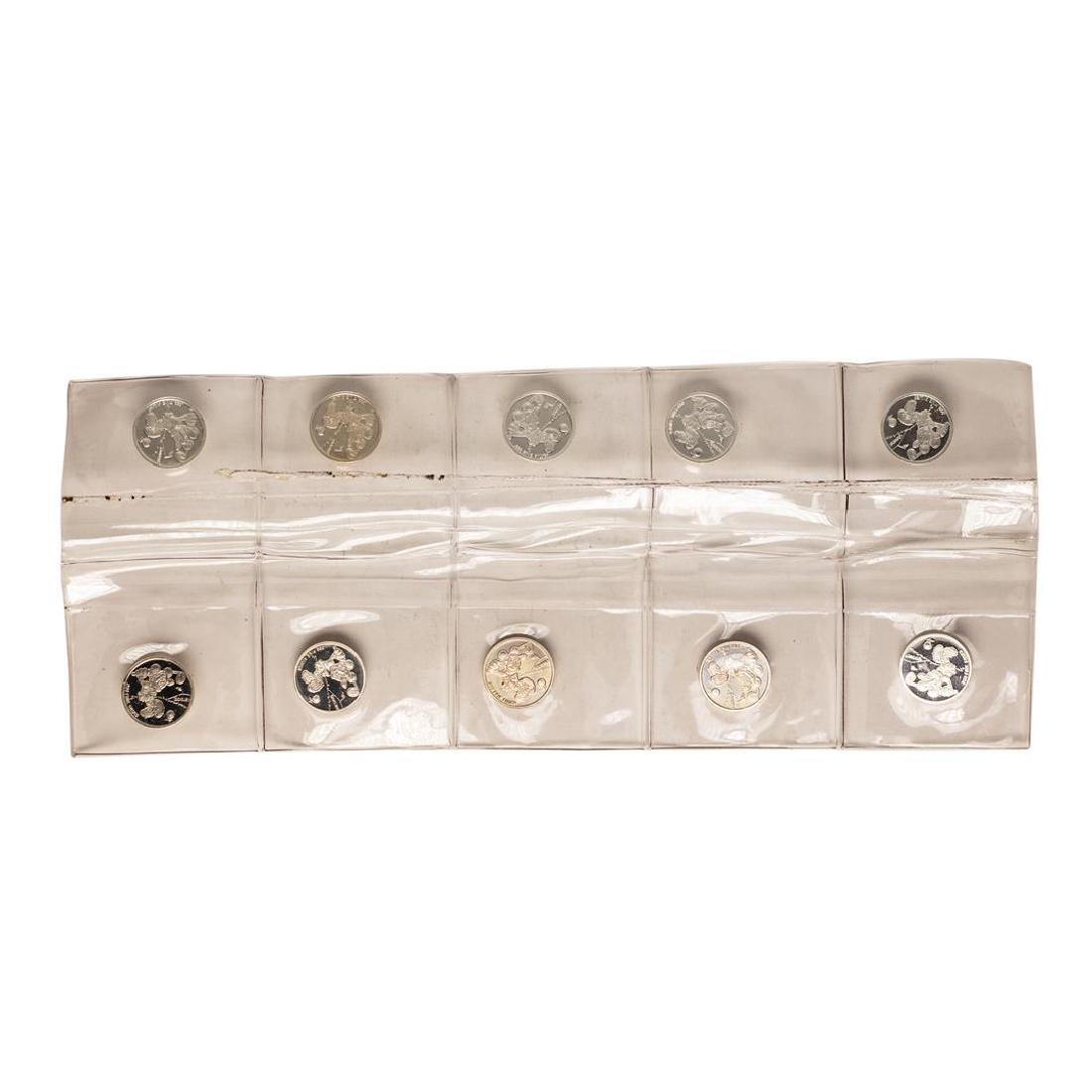 Lot of (10) Disney Mickey & Minnie Mouse Golfer 1/20: One Lot of (10) Disney Mickey & Minnie Mouse Golfer 1/20 oz. .999 Fine Silver Coin Rounds.