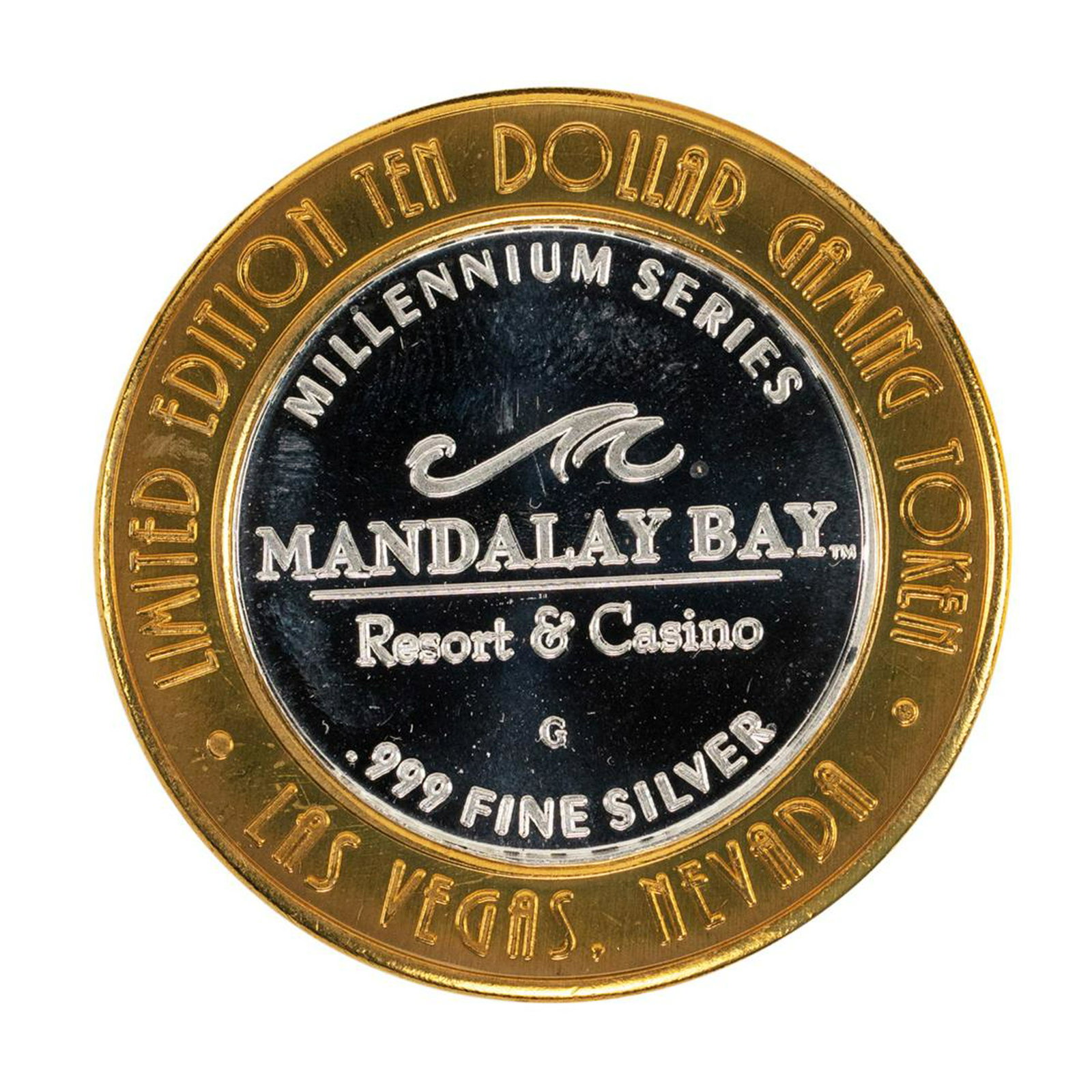 .999 Silver Mandalay Bay Resort & Casino Las Vegas, NV: One .999 Silver Mandalay Bay Resort & Casino Las Vegas, NV $10 Limited Casino Token.