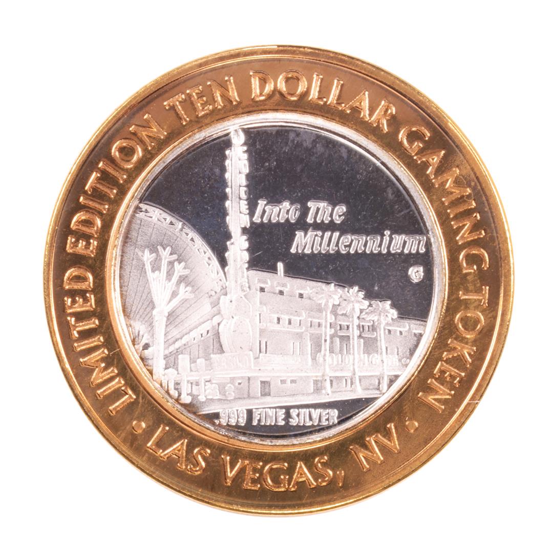 .999 Silver Golden Gate Las Vegas, Nevada $10 Casino: One .999 Silver Golden Gate Las Vegas, Nevada $10 Casino Limited Edition Gaming Token.