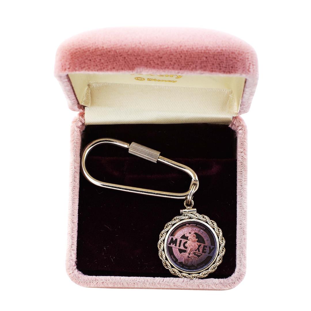 1987 Disney Rope Keychain Steamboat Willie 1/4 oz .999: One 1987 Disney Rope Keychain Steamboat Willie 1/4 oz .999 Fine Silver Medal w/Box.
