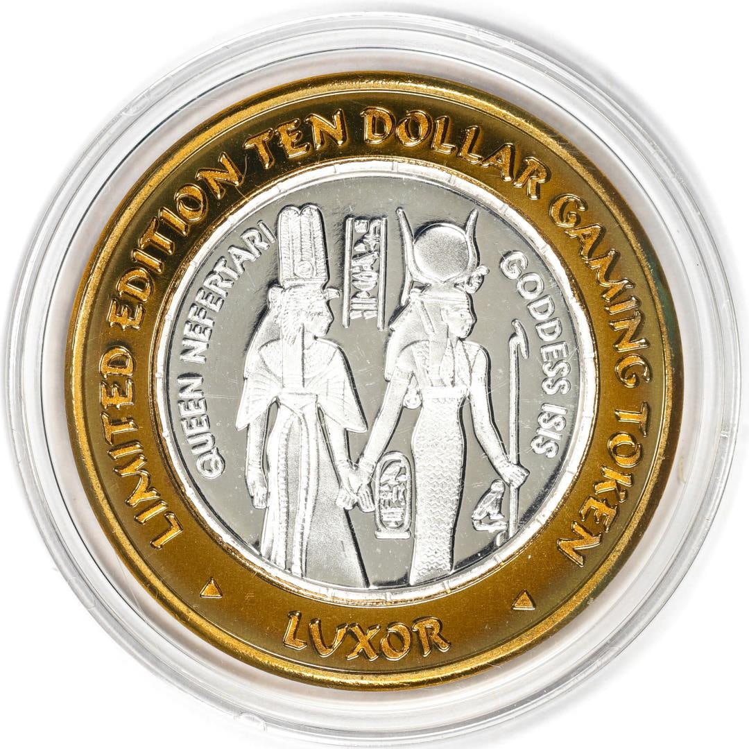 .999 Silver Luxor Las Vegas, Nevada $10 Casino Limited Edition Gaming Token: One .999 Silver Luxor Las Vegas, Nevada $10 Casino Limited Edition Gaming Token.