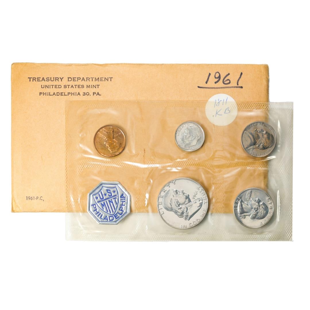 422) 1961 (5) Coin Proof Set in Envelope: One 1961 (5) Coin Proof Set in Envelope.