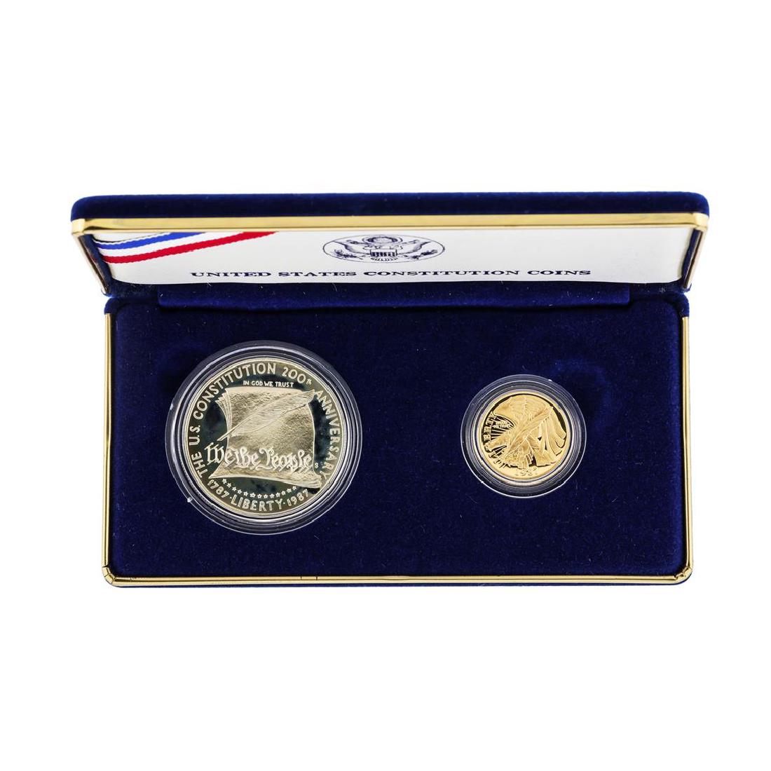 1987 United States Constitution (2) Coin Gold & Silver: One 1987 United States Constitution (2) Coin Gold & Silver Set.
