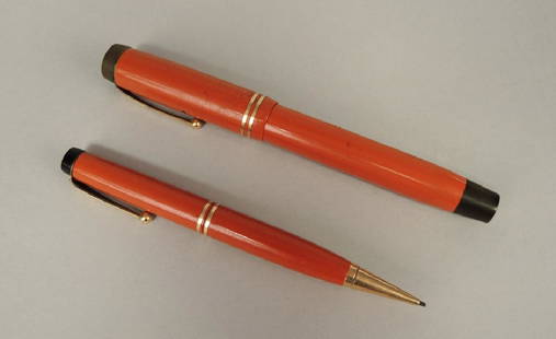 PARKER DUOFOLD FOUNTAIN PEN & PENCIL: C. 1930, Duofold Lucky Curve fountain pen (Toronto Canada) & Duofold pencil (USA). l. 5 1/2" (13.97cm.) & smaller, needs refurbishing