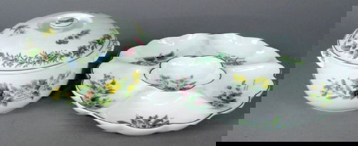 ROYAL WORCESTER SERVEWARE. All are ''Herbs'' patt: ROYAL WORCESTER SERVEWARE. All are ''Herbs'' pattern. Lot includes a covered bowl and vegetable tray. Bowl measures: 8.5'' d. Tray measures: 13.5'' d. Condition: no visible defects.