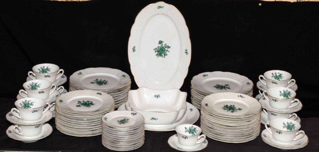 VISTA ALEGRE GREEN AND WHITE TABLE SERVICE, Portugal,: VISTA ALEGRE GREEN AND WHITE TABLE SERVICE, Portugal, 20th C. Comprising: (25) luncheon plates, (18) dinner plates, (12) bread and butter plates, (12) boullion cups and saucers, square serving bowl, a
