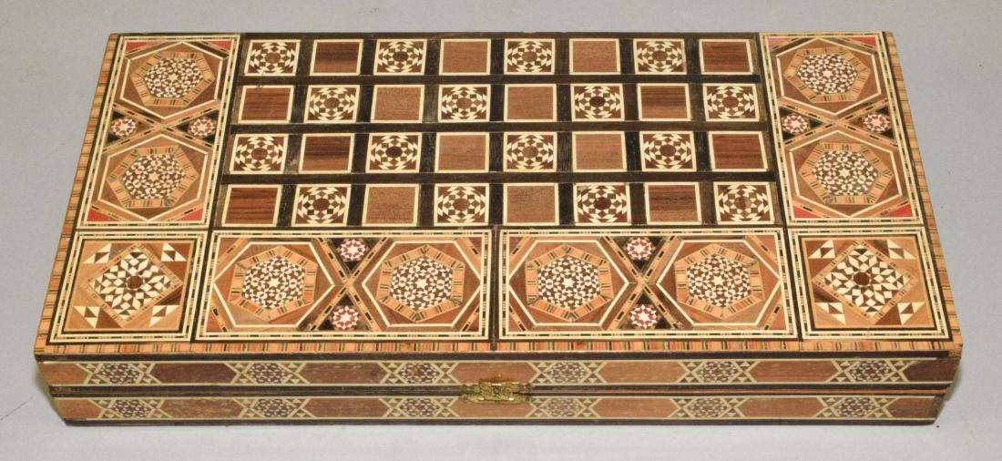 EXQUISITE BACKGAMMON AND CHESS BOARD. 18.5''L x (1 of 3)