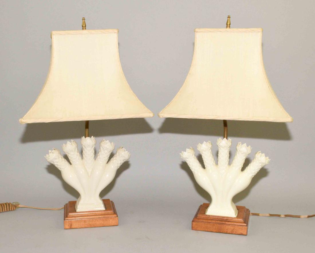 PAIR OF COLONIAL WILLIAMSBURG EARTHENWARE FINGER VASES (1 of 4)