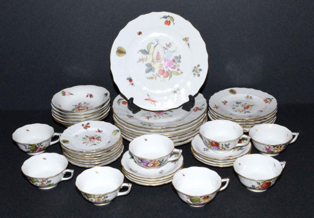 (35) PC. HEREND HUNGARY, ''Fruits and Flowers w/Rose'' (1 of 4)