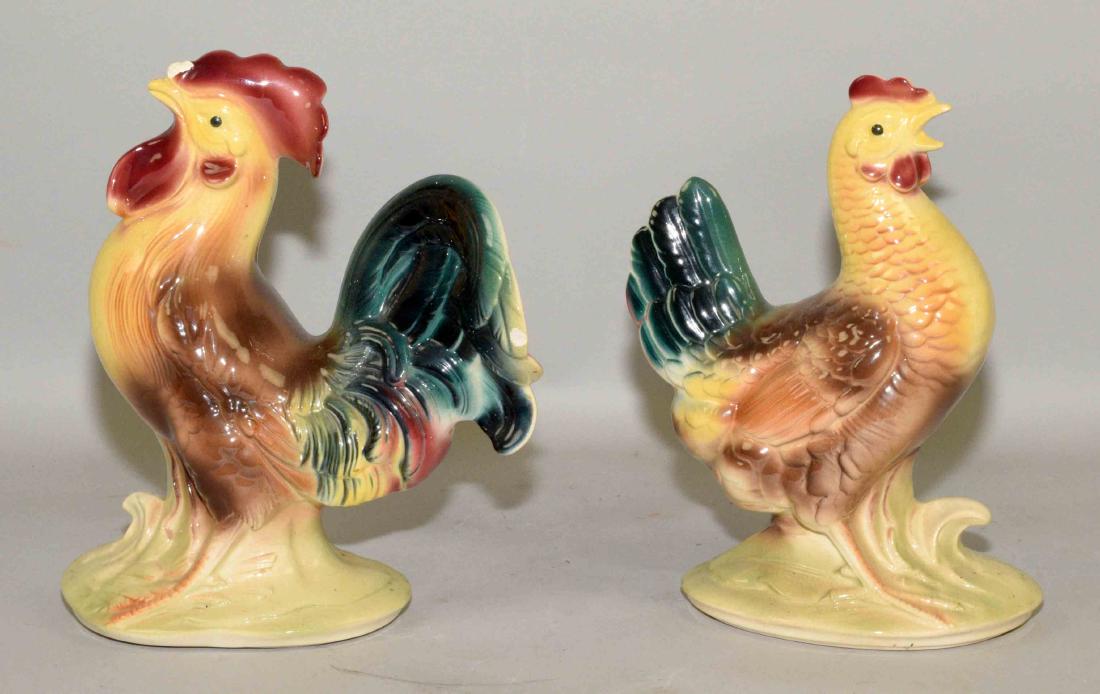 CHICKEN AND ROOSTER CERAMIC FIGURINES. Condition: chip (1 of 4)