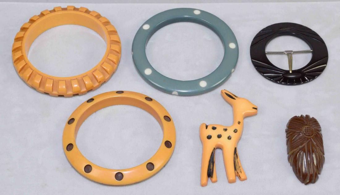 (6) PC. LADIES ASST. BAKELITE COSTUME JEWELRY. (1 of 4)