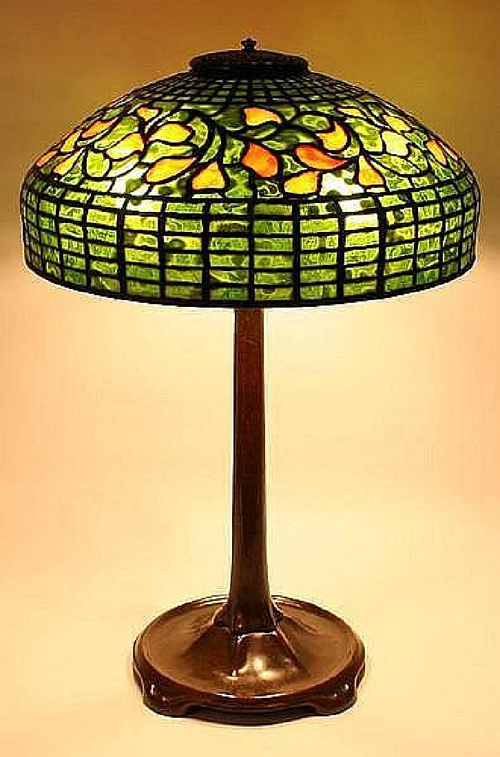TIFFANY STUDIOS SWIRLING LEAF LEADED GLASS TABLE LAMP - (1 of 11)