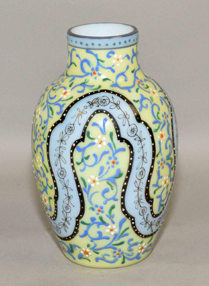 THOMAS WEBB MOROCCAN TAPESTRY ART GLASS VASE. 6.75''H x: THOMAS WEBB MOROCCAN TAPESTRY ART GLASS VASE. 6.75''H x 4.25''W.