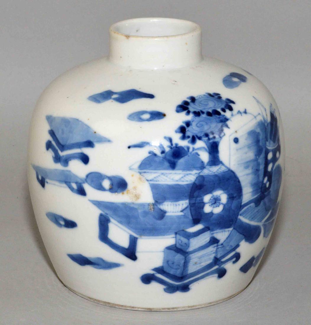 CHINESE BLUE AND WHITE PORCELAIN JAR. Missing lid. 5'' (1 of 4)