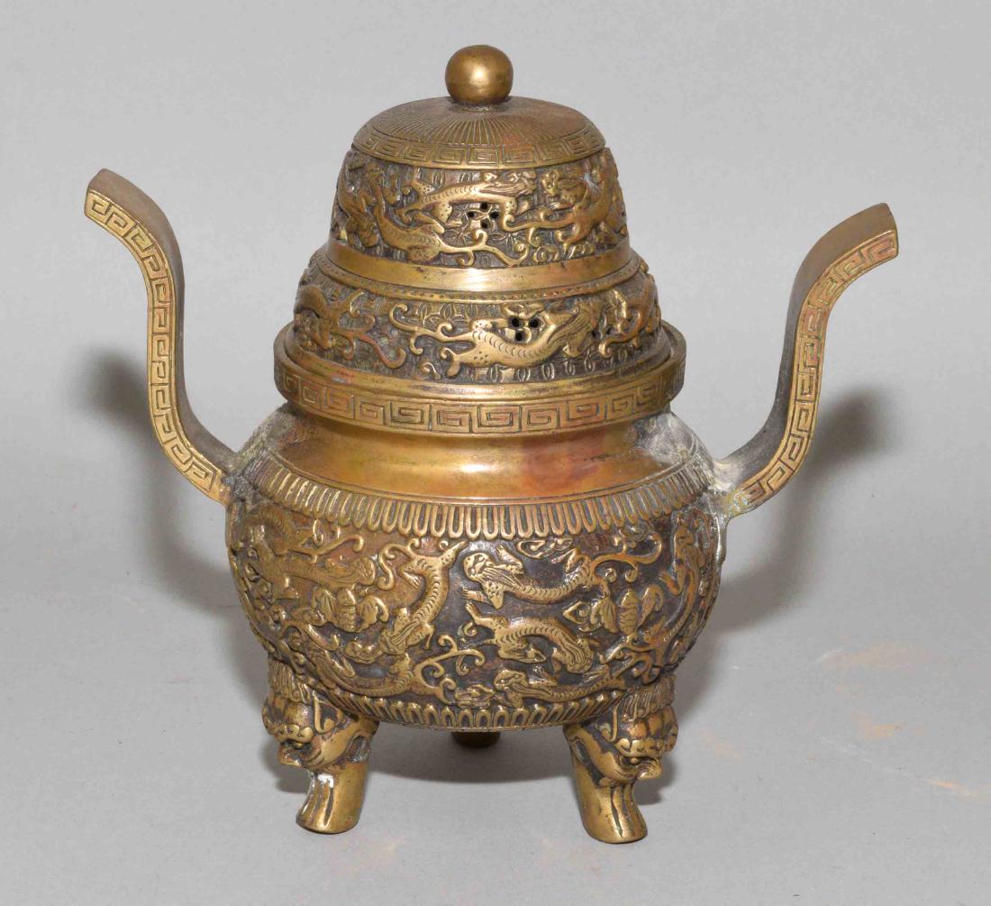 ANTIQUE CHINESE LIDDED INCENSE BURNER. 6.25''H x 6''W. (1 of 7)