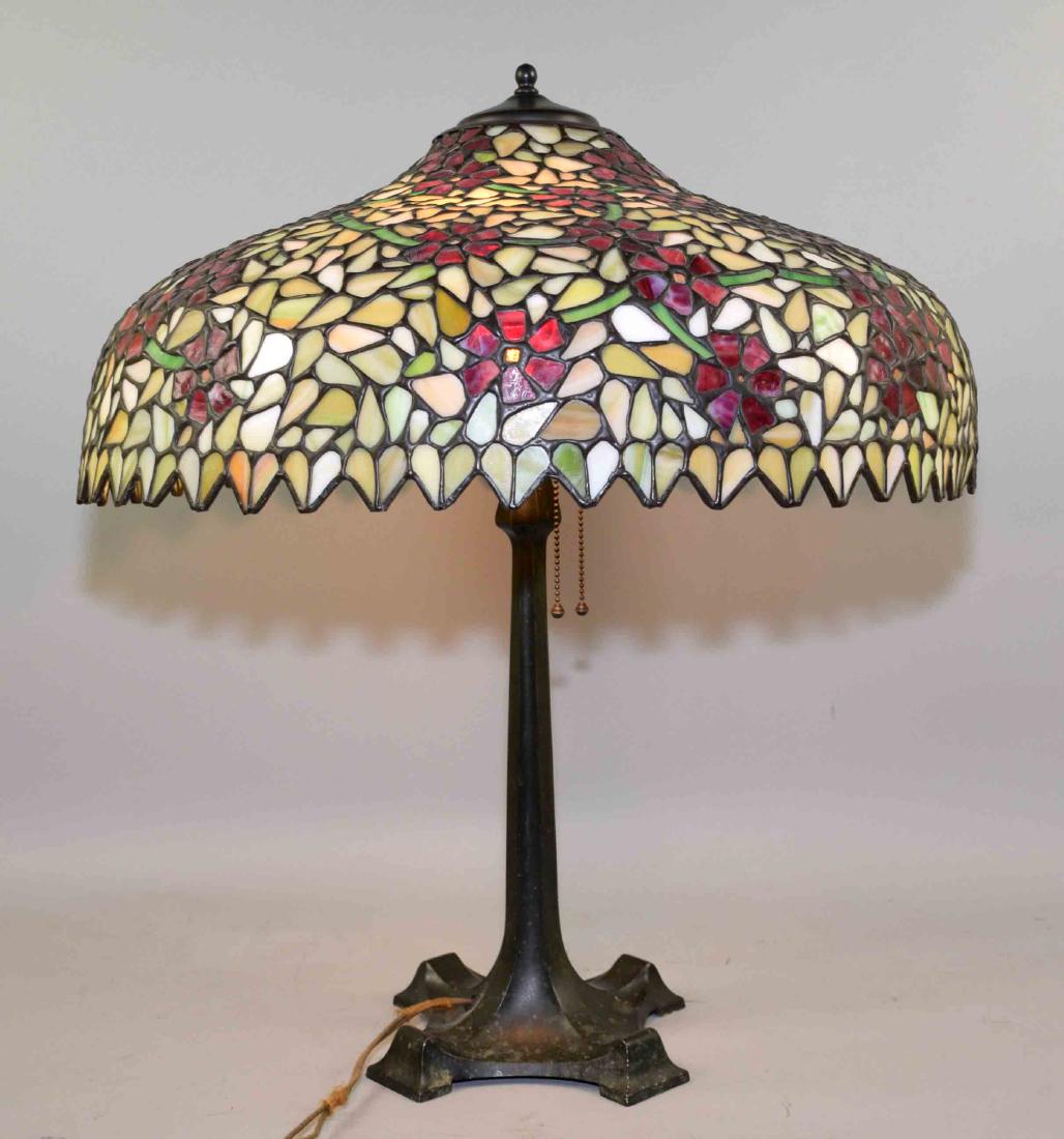 HANDEL POPPY LEADED GLASS LAMP. Metal base with acorn (1 of 12)