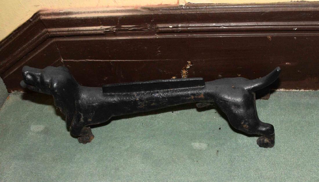 CAST IRON DACHSHUND BOOT SCRAPER. 15''L. (1 of 3)