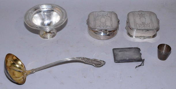 COLLECTION OF ASSORTED STERLING SILVER OBJECTS.: COLLECTION OF ASSORTED STERLING SILVER OBJECTS. Including: ladle, pair of boxes, bowl and shot cup. Largest: 3''H. Total weight: 27.70 ozt.